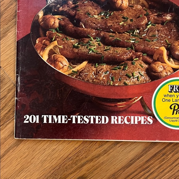 Vintage Better Homes and Gardens All-Time Favorites Cookbook Soft Cover 1971 - Picture 2 of 6